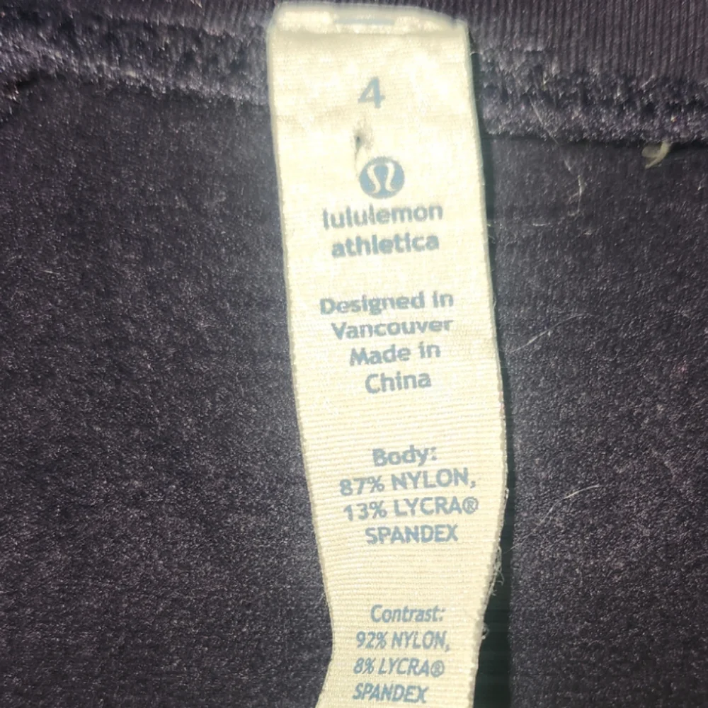Lululemon size 4‎